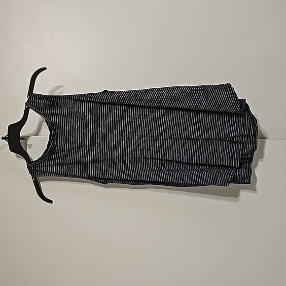Black Tank Top Striped Old Navy Metallic Stripes Summer Flowy Size S EUC - Picture 1 of 4